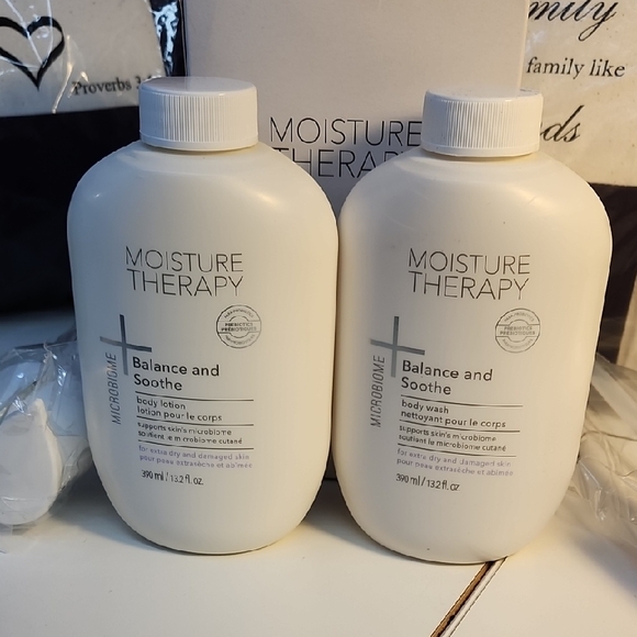 Avon Moisture Therapy Balance and Soothe Set 13.2 fl. oz